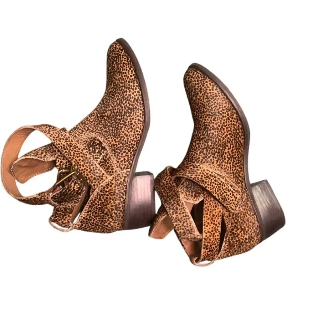 Matisse Raider Cowhair‎ leopard print strap & buckle ankle boots 7.5